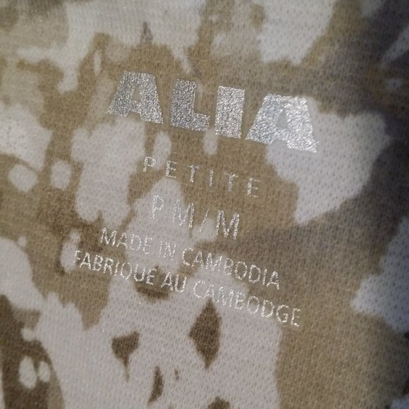 Alia Petite Set- Zipper Jacket & 3/4 Sleeve Shirt - Picture 7 of 15